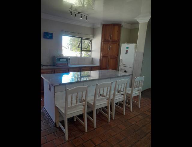 5 BEDROOM FREEHOLD FOR SALE IN THE ORCHARDS